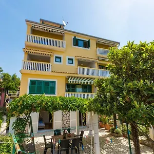 Apartament Neno